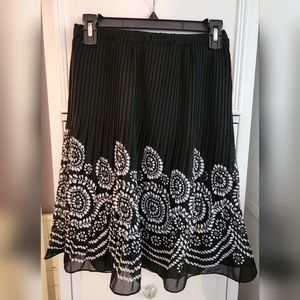 Sunny Leigh Black and White Skirt Size S